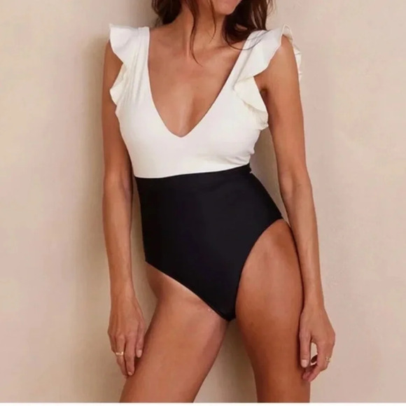 summersalt Other - Summersalt The Ruffle Backflip Plus Size Swimsuit Size 14